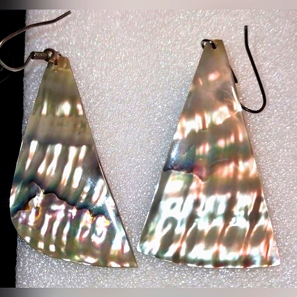 Vintage Abalone Shell Flare Earrings - Picture 6 of 12